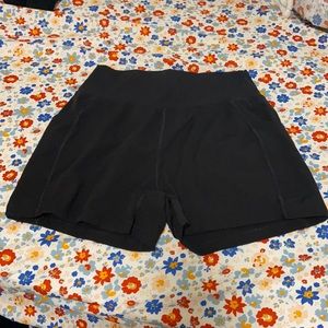 Alphalete biker shorts